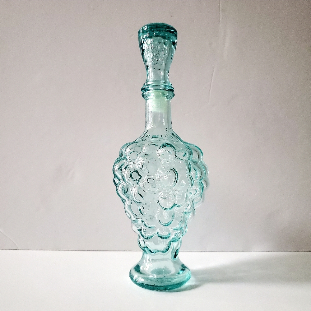 Vintage Italian Green Glass Decanter Vetreria Etrusca Mod Dep 3D Grapes Design